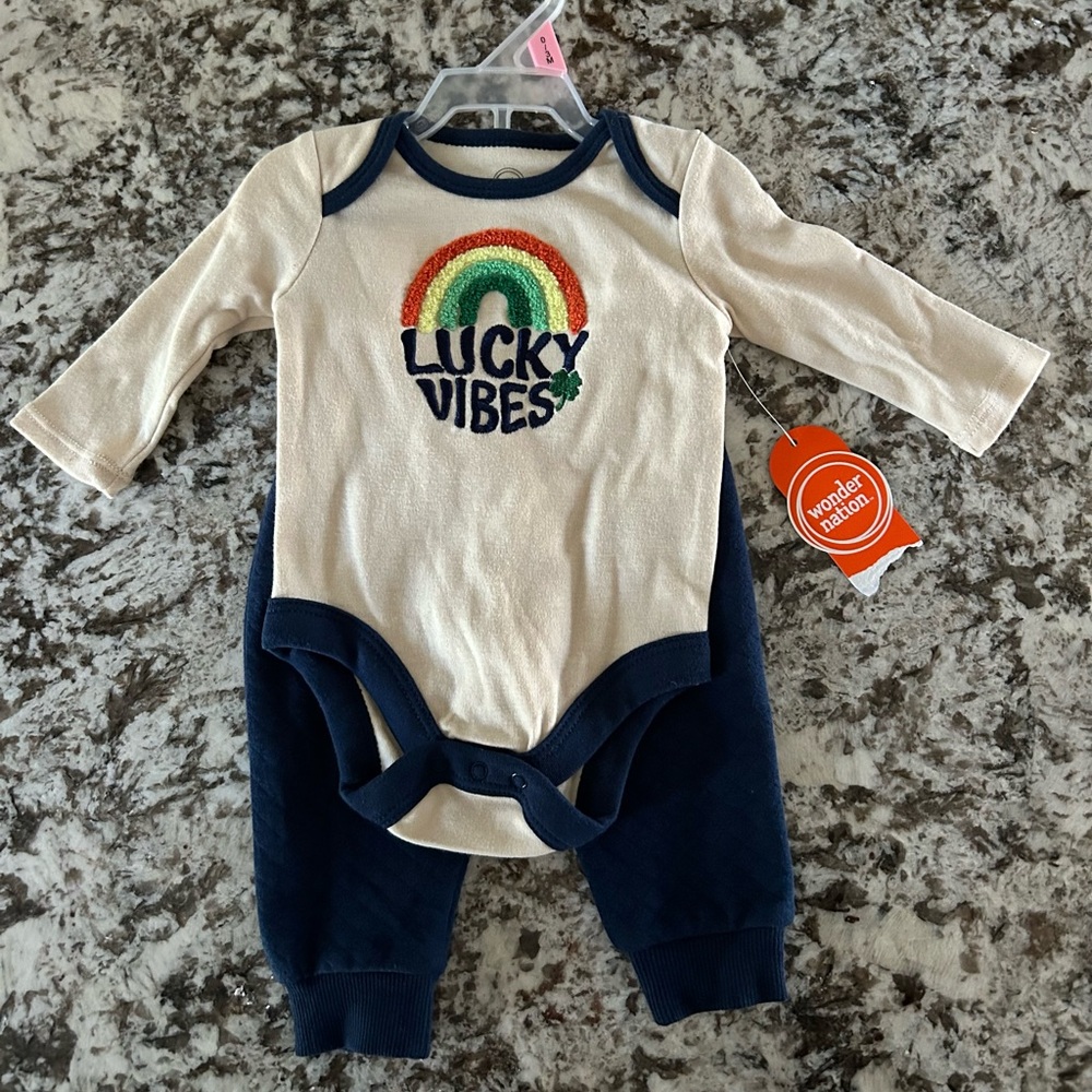 Lucky vibes outfit for St. Patrick’s day! ☘️